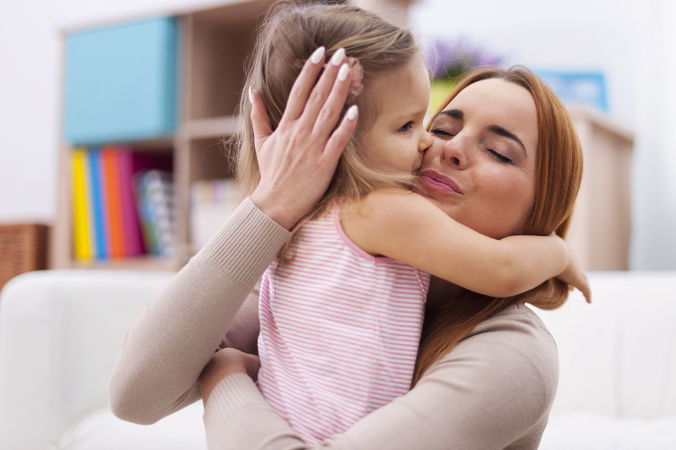 MUCHOS BESOS Y SONRISAS