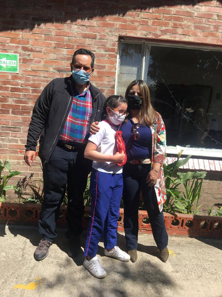 Campaña Apadrina un niño en Navidad