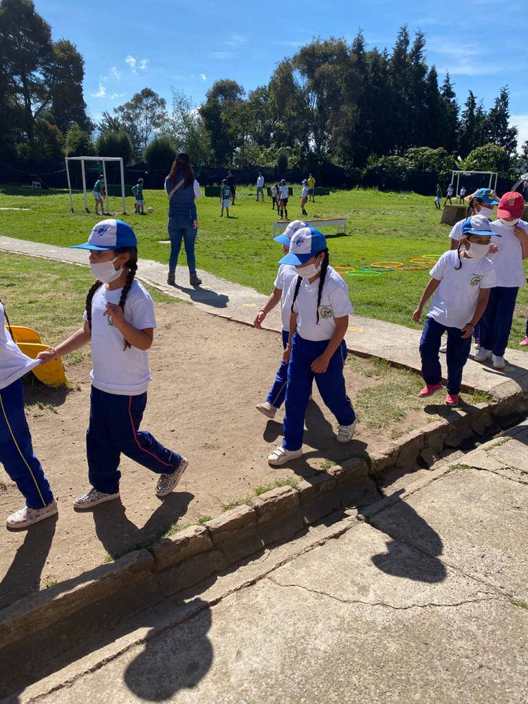 Campaña Apadrina un niño en Navidad