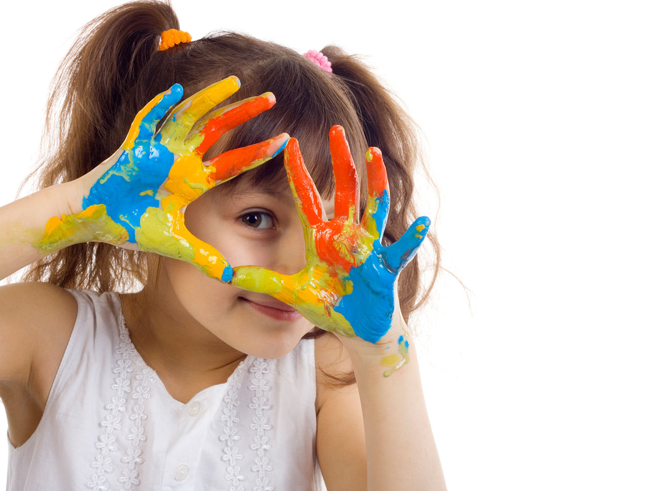 Prácticas para promover niños felices